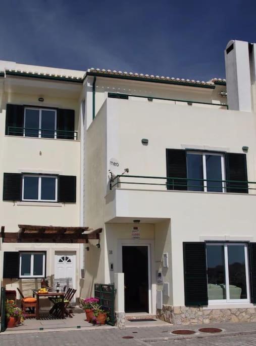 Sea Breeze House Ericeira - Ribeira Dilhas Beach Kültér fotó